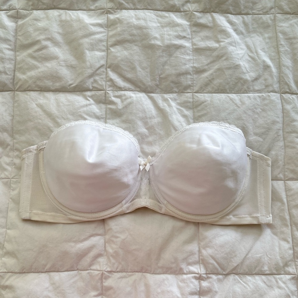 Vintage strapless bra